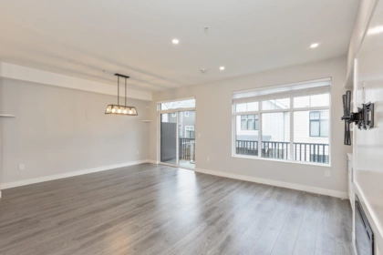 Breakfast Nook Photo of 15 20327 72b Avenue, Langley, BC