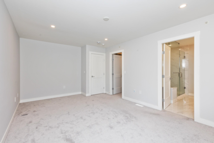 Guest Bathroom Photo of 15 20327 72b Avenue, Langley, BC