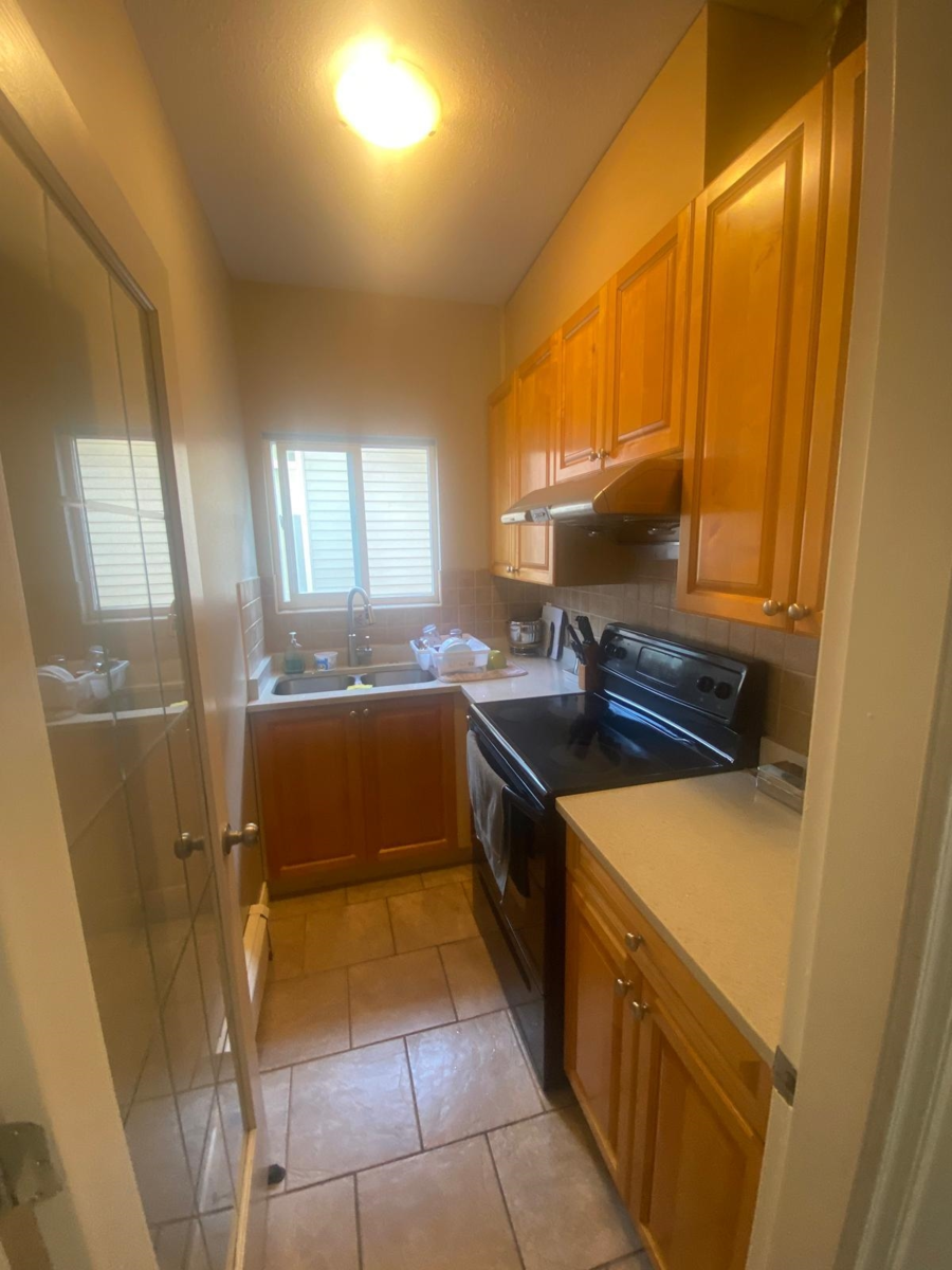 Family Room Photo of 14866 67a Avenue, Surrey, BC