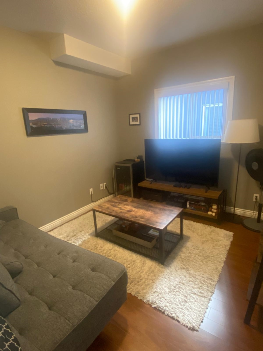 Living Room Photo of 14866 67a Avenue, Surrey, BC