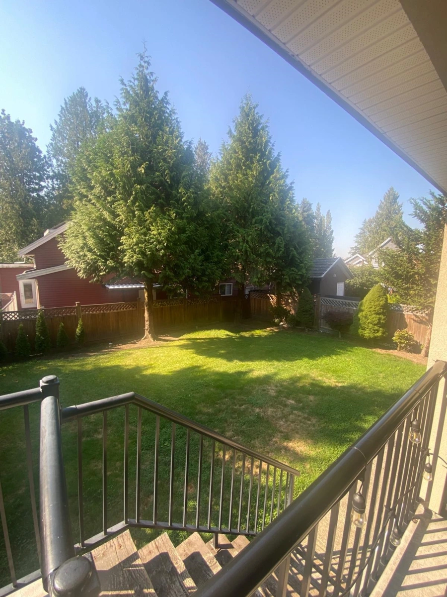 Powder Room Photo of 14866 67a Avenue, Surrey, BC