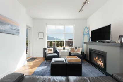 301 1336 Main Street, Squamish, BC, Squamish — Apartment/Condo for sale