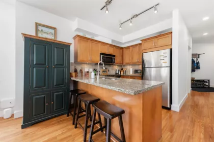 301 1336 Main Street, Squamish, BC, Squamish — Apartment/Condo for sale