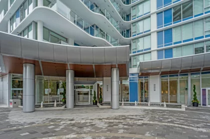 4203 518 Clarke Road, Coquitlam, BC, Coquitlam — Apartment/Condo for sale