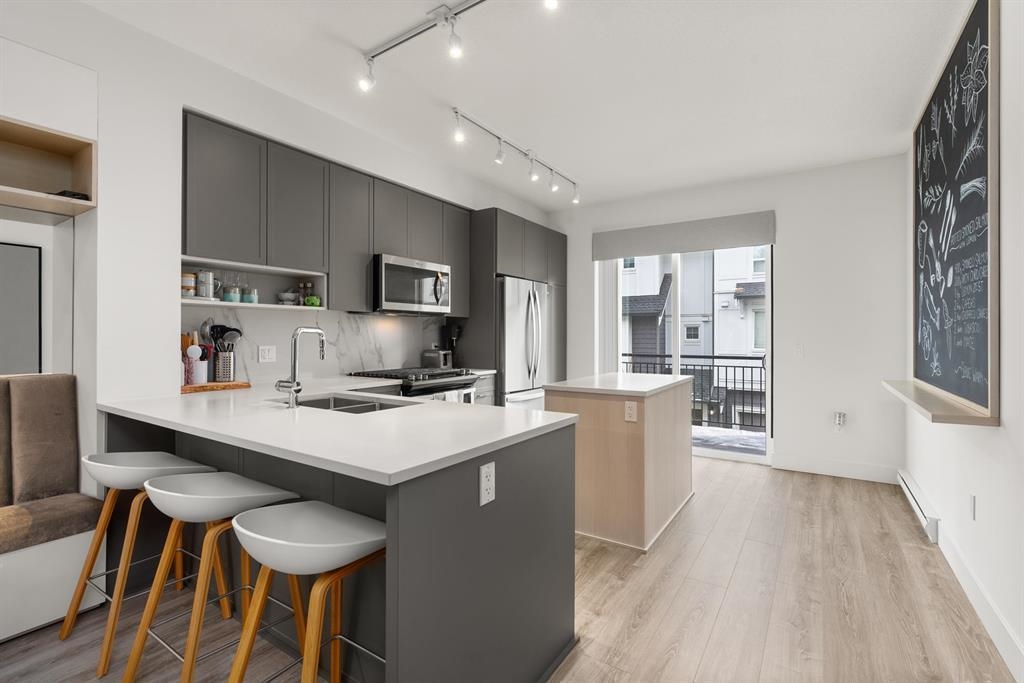 Dining Area Photo of 63 9718 161a Street, Surrey, BC