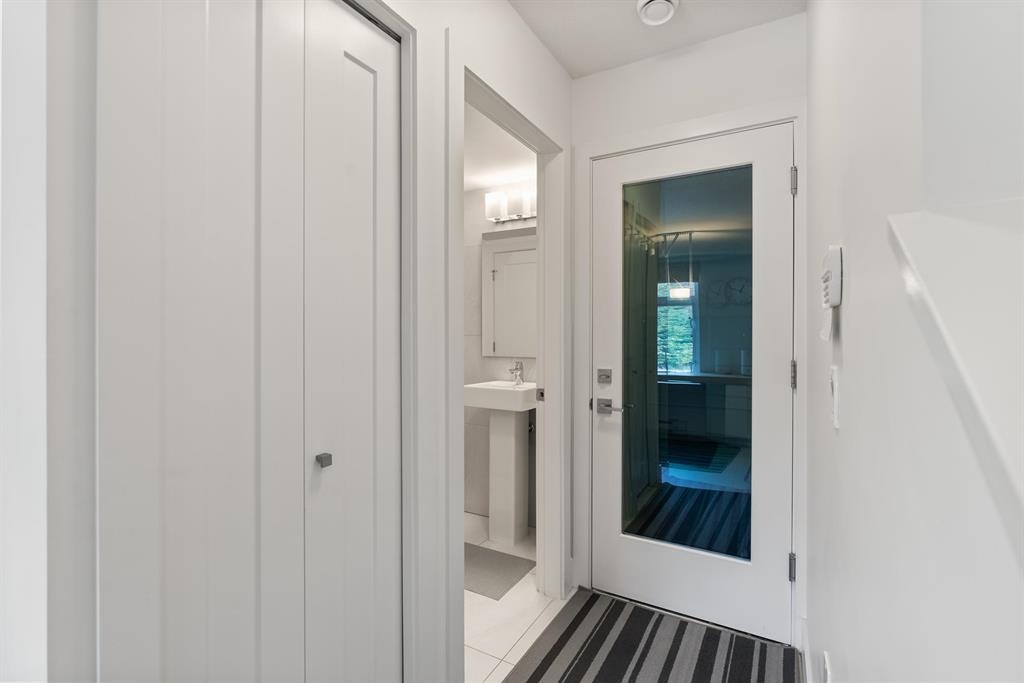 Mudroom Photo of 63 9718 161a Street, Surrey, BC