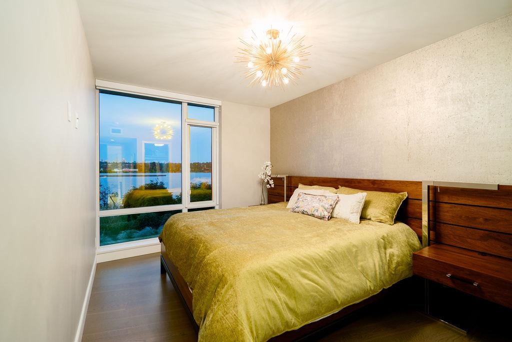 Basement Recreation Room Photo of 305 210 Salter Street, New Westminster, BC