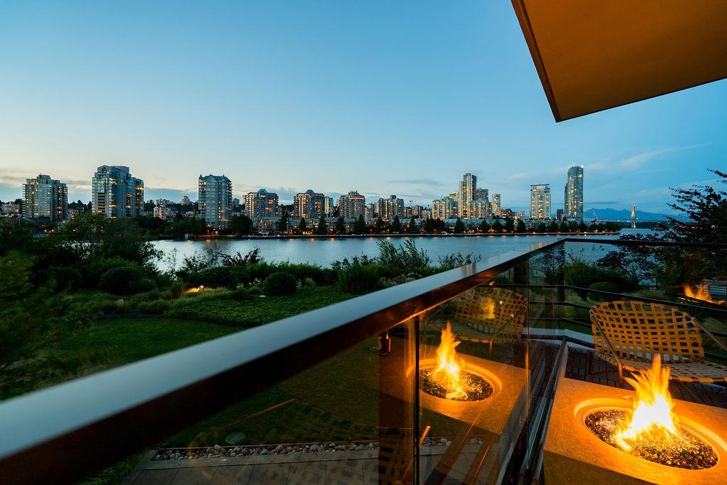 Bedroom 2 Photo of 305 210 Salter Street, New Westminster, BC