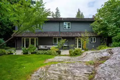 3760 Bayridge Avenue, West Vancouver, BC, West Vancouver — Single Family Residence for sale