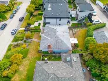 Garden / Landscaping Photo of 4066 Yale Street, Burnaby, BC