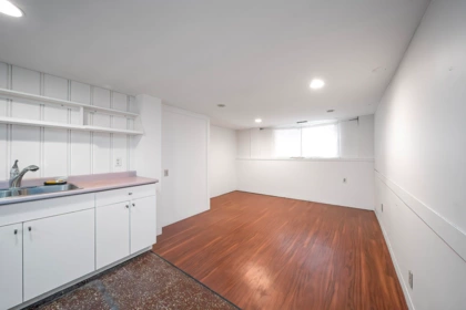 Laundry Room Photo of 4066 Yale Street, Burnaby, BC