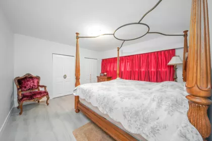 Office / Den Photo of 4066 Yale Street, Burnaby, BC