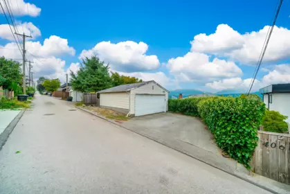 Outdoor Deck Photo of 4066 Yale Street, Burnaby, BC