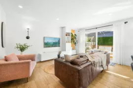 927 Old Lillooet Road, North Vancouver, BC