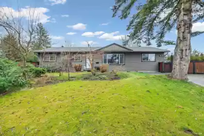 22938 Fuller Avenue, Maple Ridge, BC, East Central — 3 bed single family residence for sale
