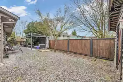 Front Yard Photo of 22938 Fuller Avenue, Maple Ridge, BC