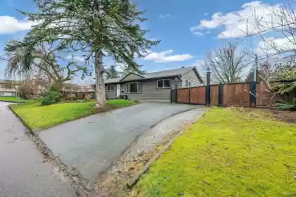Neighborhood Park Photo Near 22938 Fuller Avenue, Maple Ridge, BC