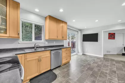Pantry Photo of 22938 Fuller Avenue, Maple Ridge, BC
