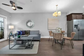 202 828 Royal Avenue, New Westminster, BC