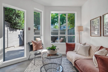 122 3440 W Broadway, Vancouver, BC, Vancouver — Townhouse for sale