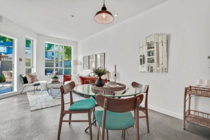 122 3440 W Broadway, Vancouver, BC, Vancouver — Townhouse for sale