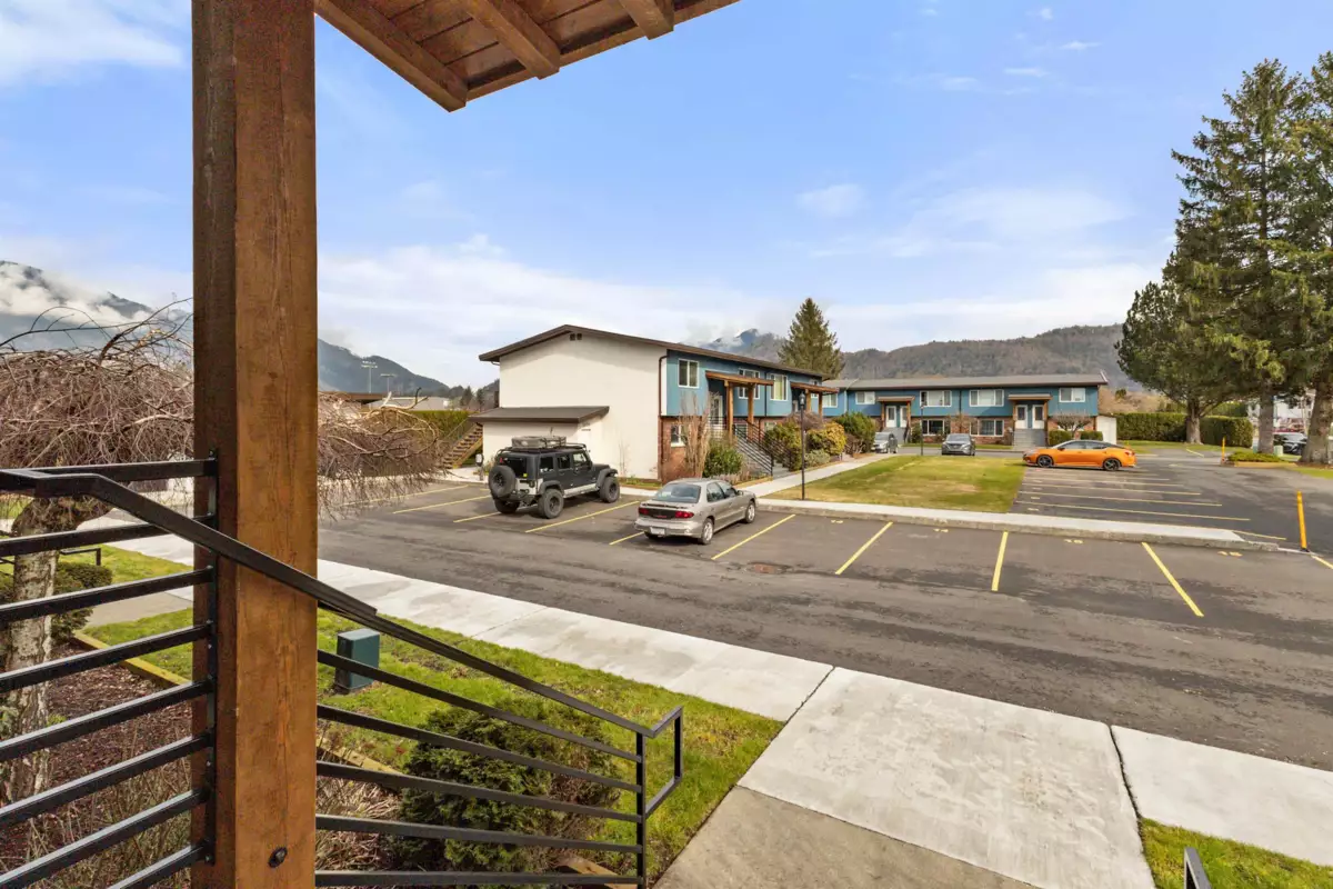 Walk-In Closet Photo of 13 1715 Beaman Drive, Agassiz, BC