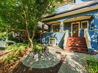 1216 Lakewood Drive, Vancouver, BC, Vancouver — Single Family Residence for sale