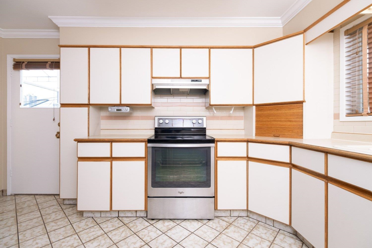 Kitchen Photo of 775 Esmond Avenue, Burnaby, BC