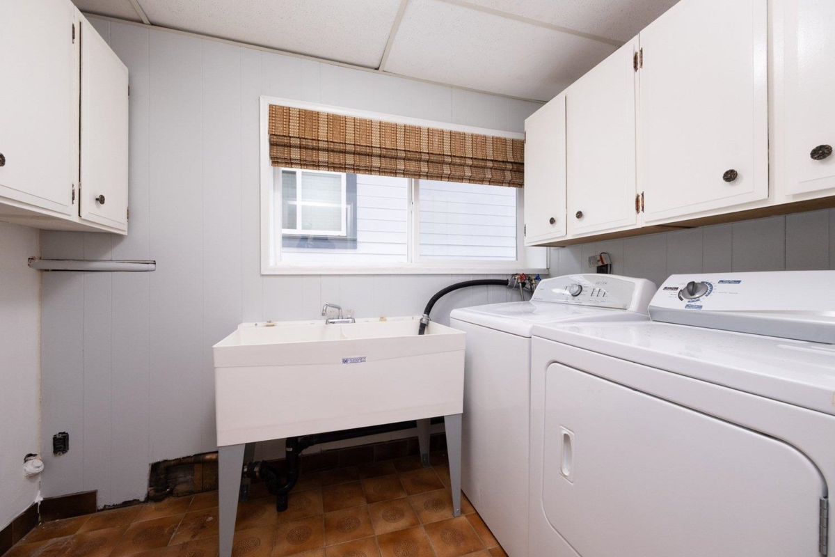 Outdoor Patio Photo of 775 Esmond Avenue, Burnaby, BC