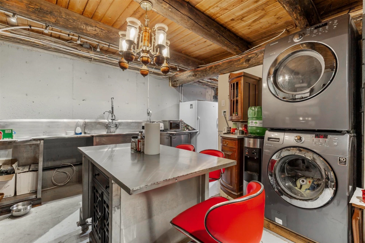 Garage Interior Photo of 10588 Shaw Street, Mission, BC