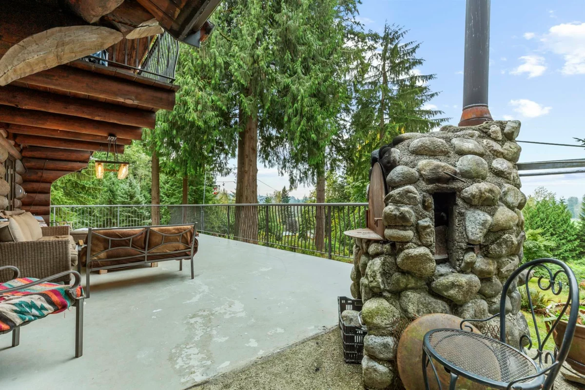 Garden / Landscaping Photo of 10588 Shaw Street, Mission, BC