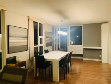 1406 2200 Douglas Road, Burnaby, BC, Burnaby — Apartment/Condo for sale