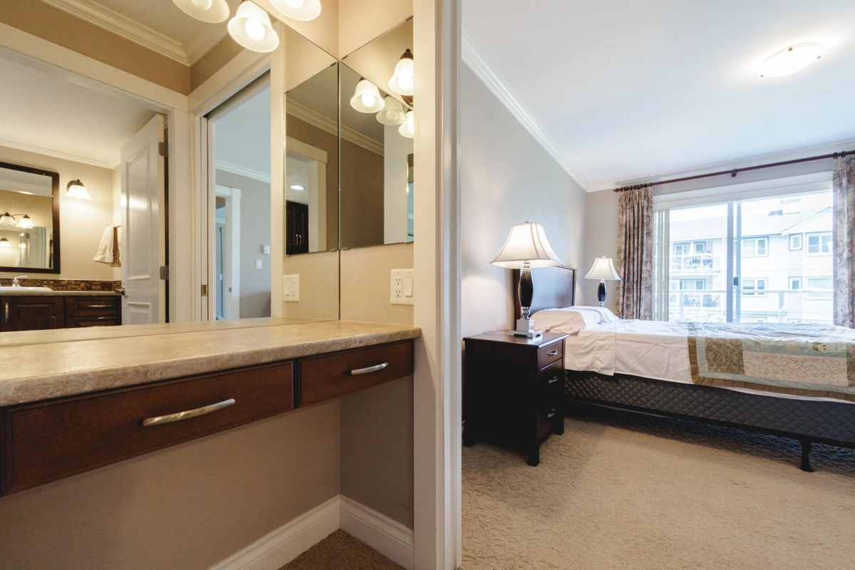 Basement Recreation Room Photo of 210 13959 16 Avenue, Surrey, BC