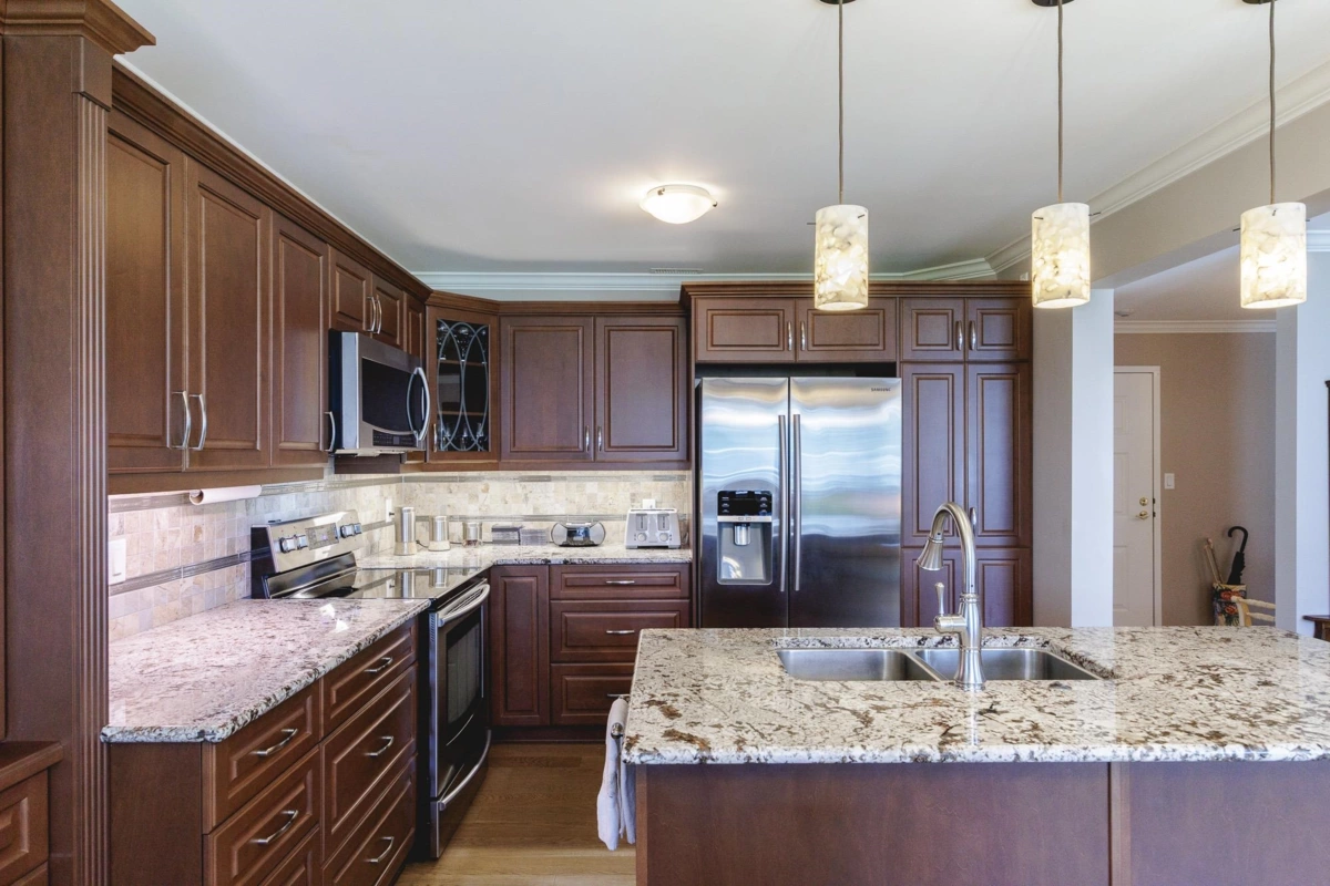 Dining Area Photo of 210 13959 16 Avenue, Surrey, BC