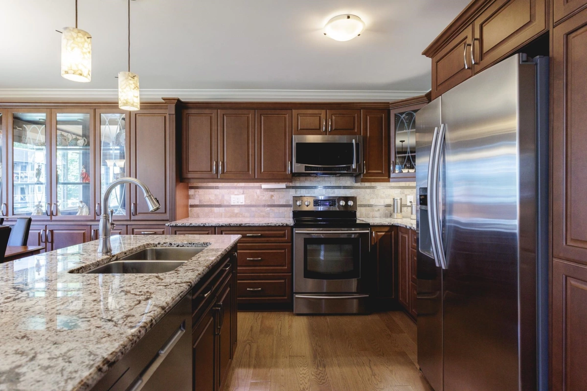 Living Room Photo of 210 13959 16 Avenue, Surrey, BC