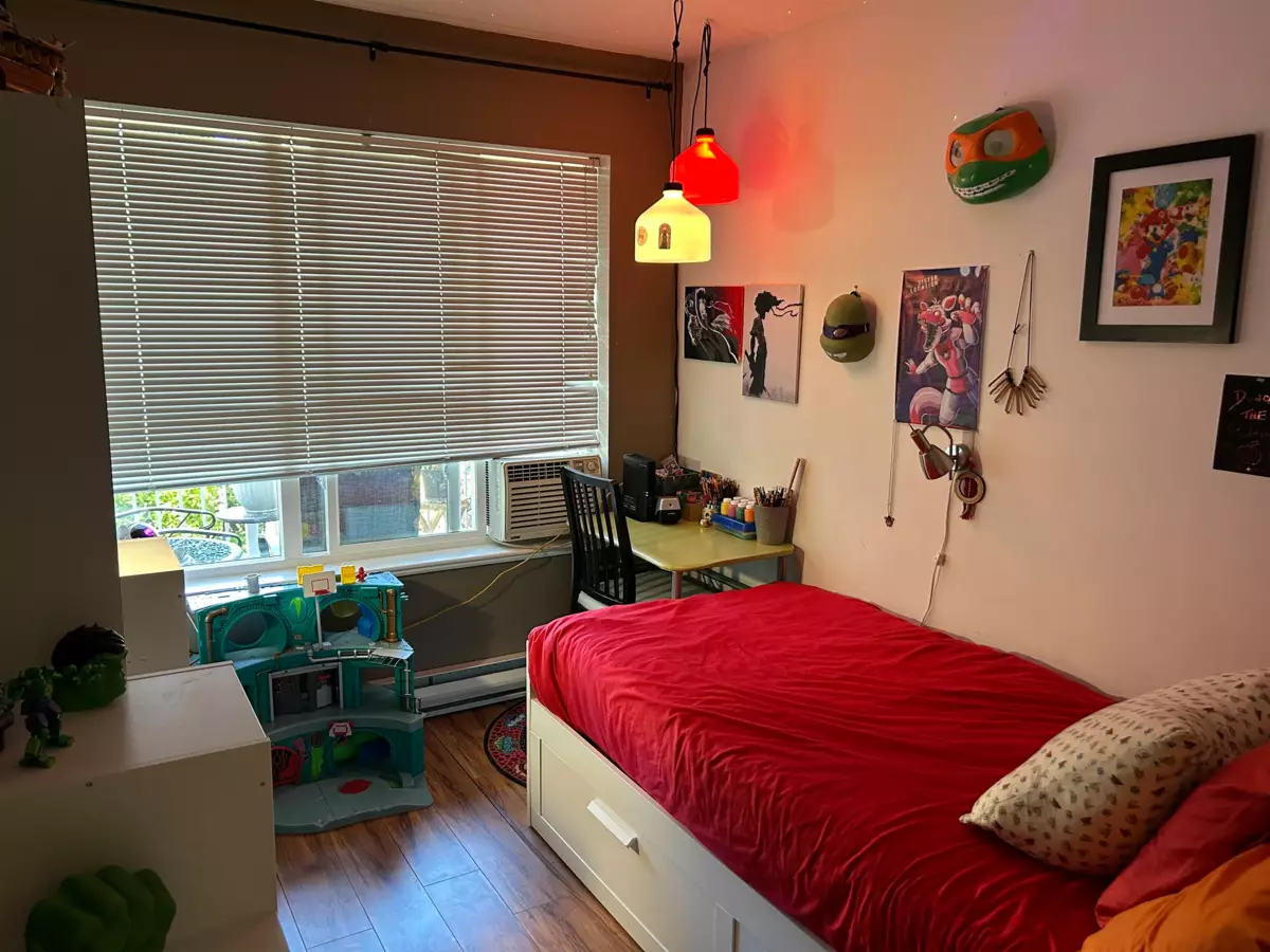 Bedroom 3 Photo of 304 10665 139 Street, Surrey, BC