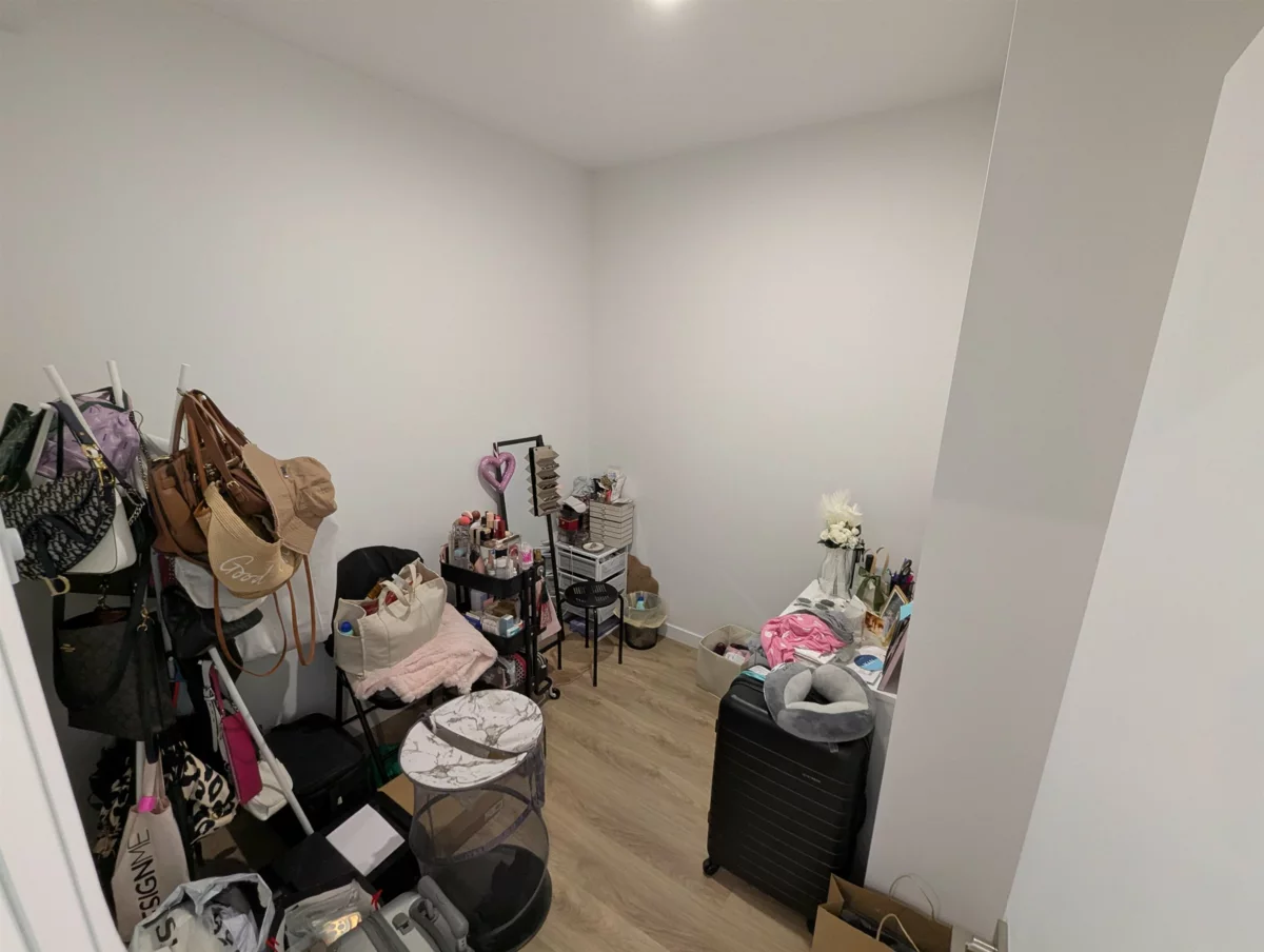 Pantry Photo of E504 13858 108 Avenue, Surrey, BC