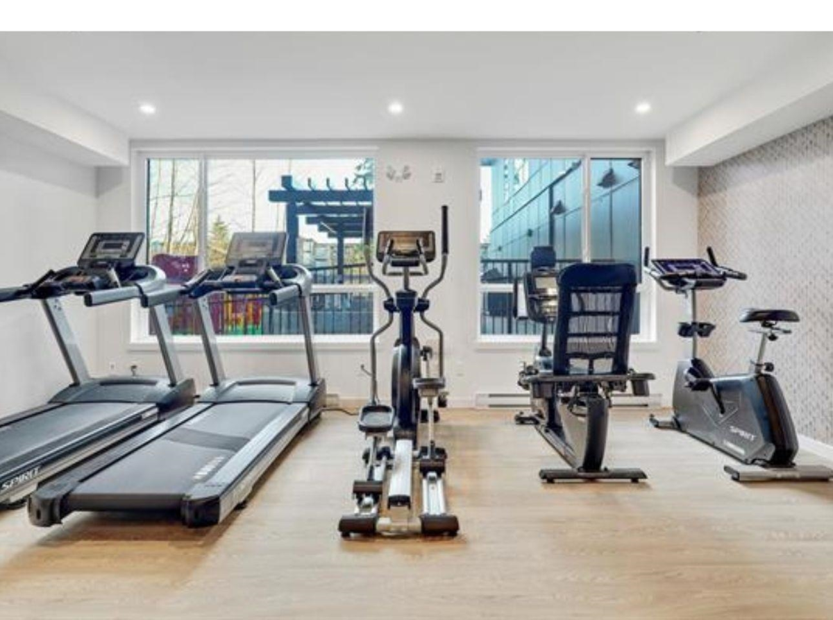 Walk-In Closet Photo of E504 13858 108 Avenue, Surrey, BC