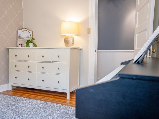 Hallway Photo of 124 Sixth Avenue, New Westminster, BC