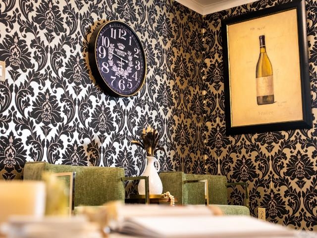 Kitchen Island Photo of 124 Sixth Avenue, New Westminster, BC