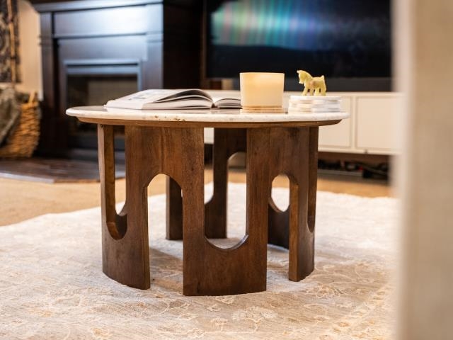 Kitchen Photo of 124 Sixth Avenue, New Westminster, BC