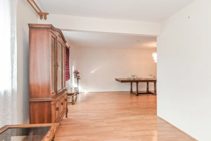 13351 Blundell Road, Richmond, BC, Richmond — Single Family Residence for sale
