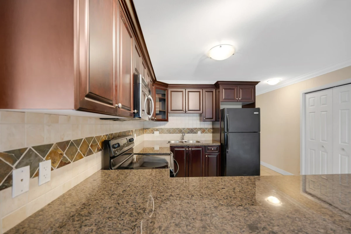 Family Room Photo of 403 1310 Victoria Street, Squamish, BC