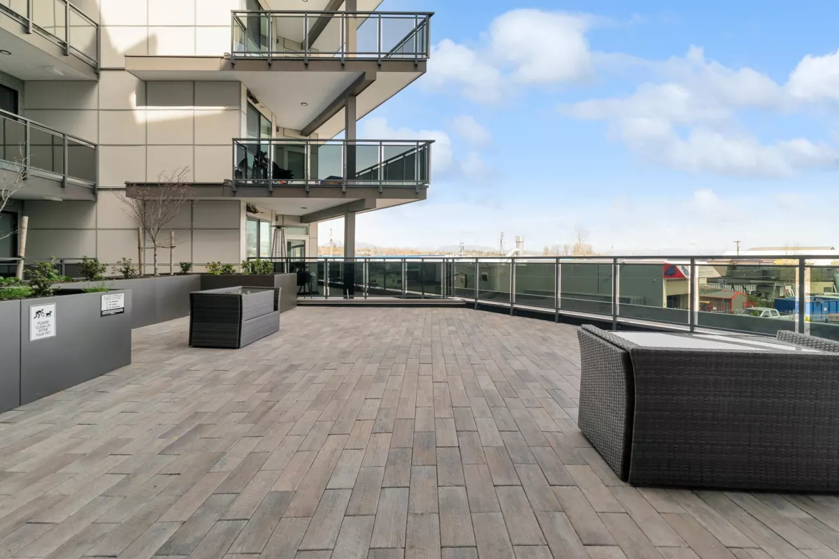 Primary Bathroom Photo of 519 20061 Fraser Highway, Langley, BC
