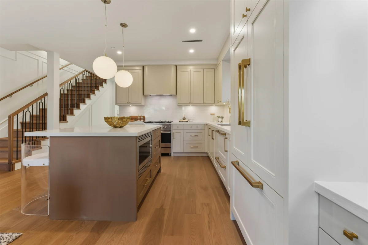 Breakfast Nook Photo of 1761 W 16th Avenue, Vancouver, BC