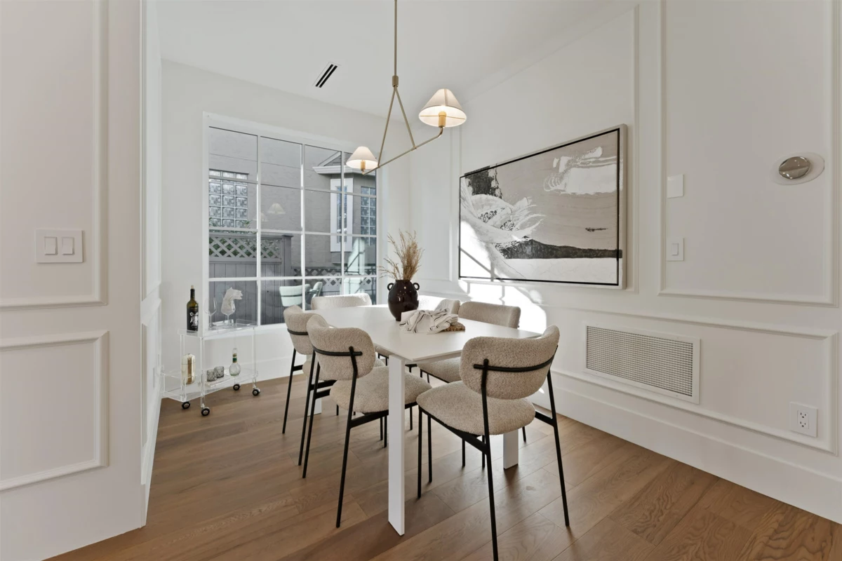 Dining Area Photo of 1761 W 16th Avenue, Vancouver, BC