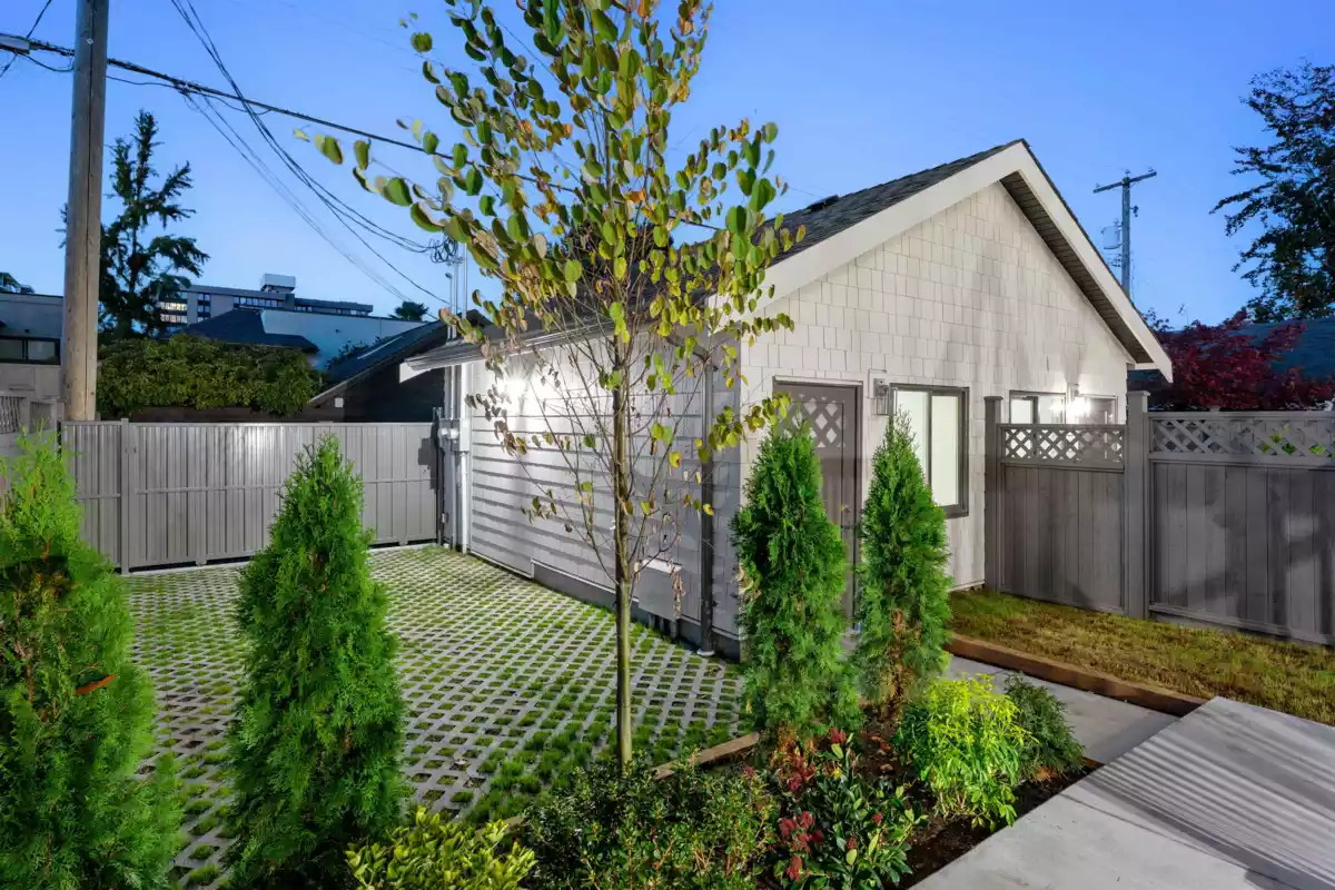 Neighborhood Park Photo Near 1761 W 16th Avenue, Vancouver, BC