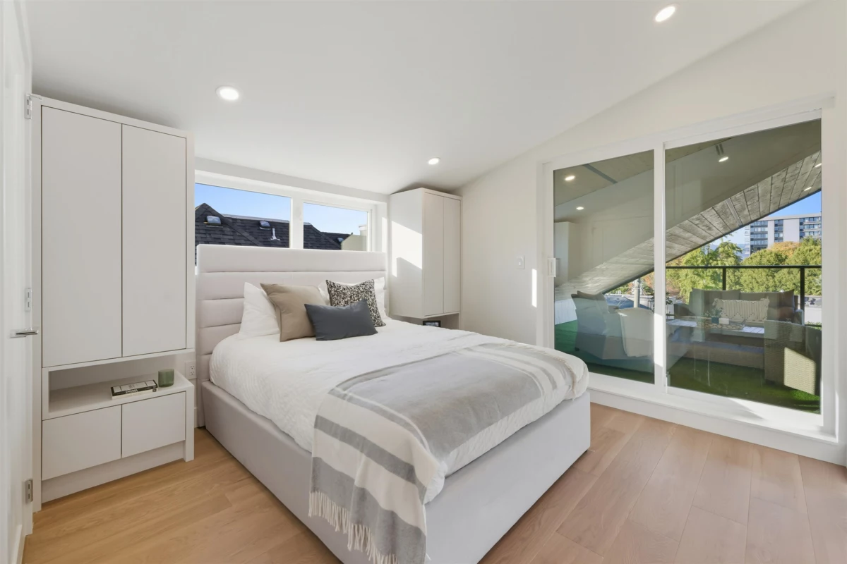 Staircase Photo of 1761 W 16th Avenue, Vancouver, BC