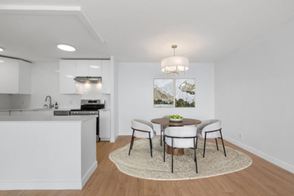 Kitchen Island Photo of 2104 6540 Burlington Avenue, Burnaby, BC