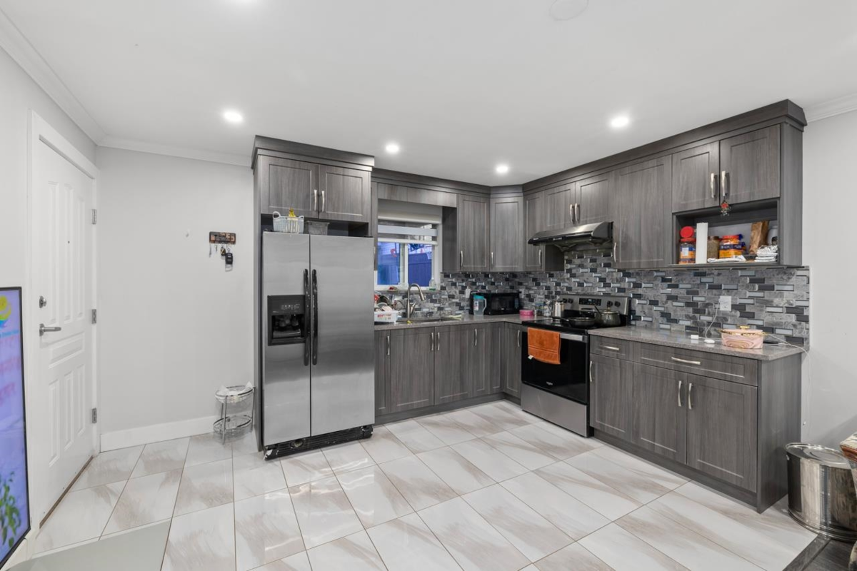 Hot Tub / Spa Photo of 31626 Harmony Court, Abbotsford, BC